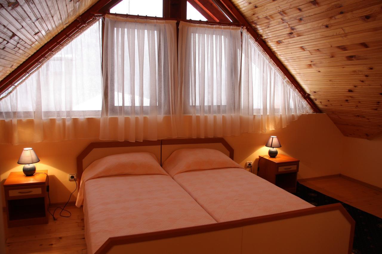 Kovanlika Hotel Razgrad Ngoại thất bức ảnh