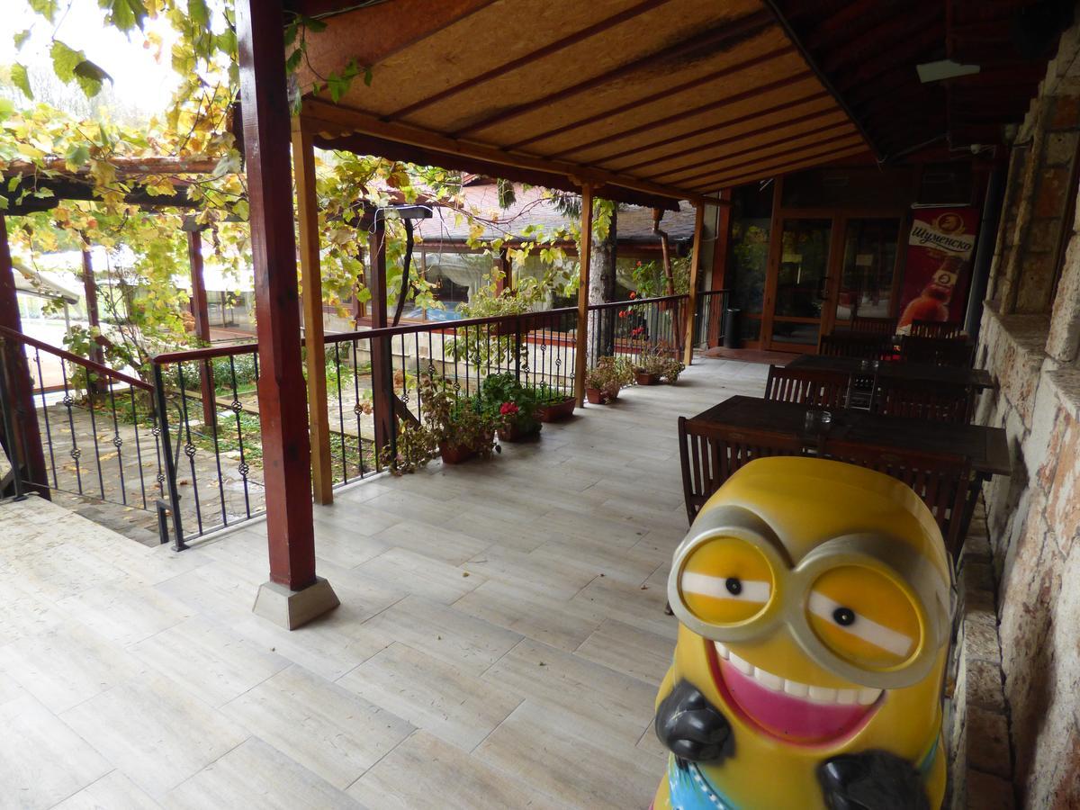 Kovanlika Hotel Razgrad Ngoại thất bức ảnh